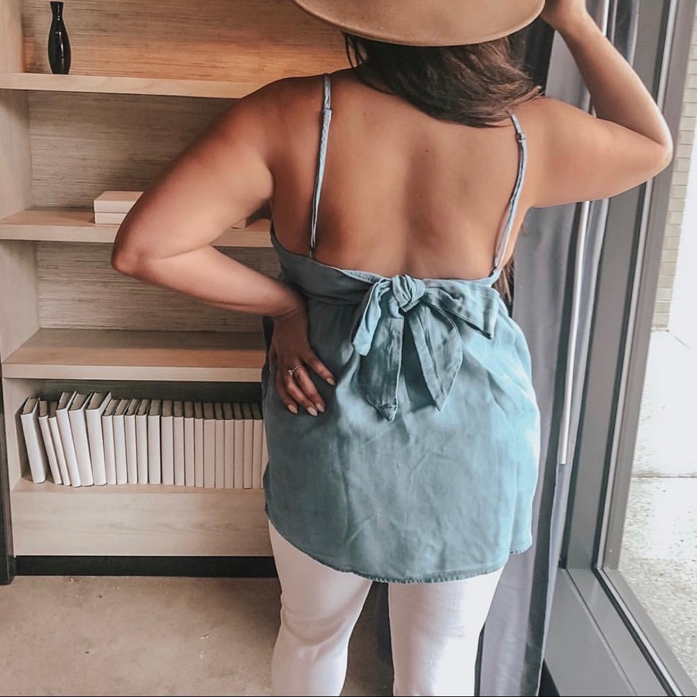 Blue Tank Top with Bow back - Picture 3 of 3